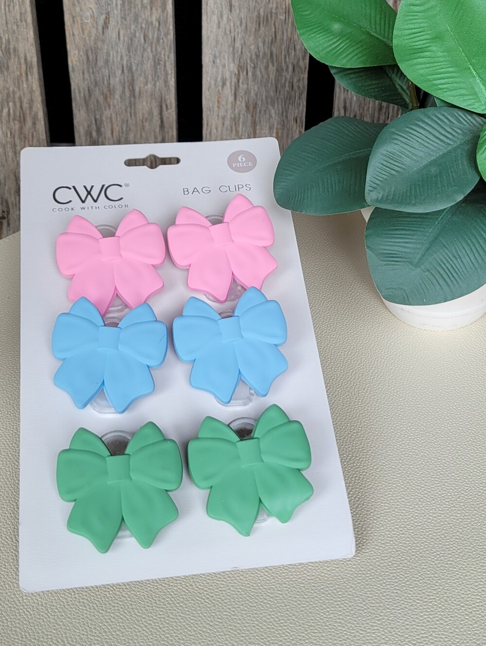 CWC Bow Bag Clips — Pink, Blue & Green (6-Pack) - Picture 3 of 4